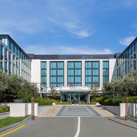 Baku Marriott Hotel Boulevard Exterior photo The Westin San Francisco Airport