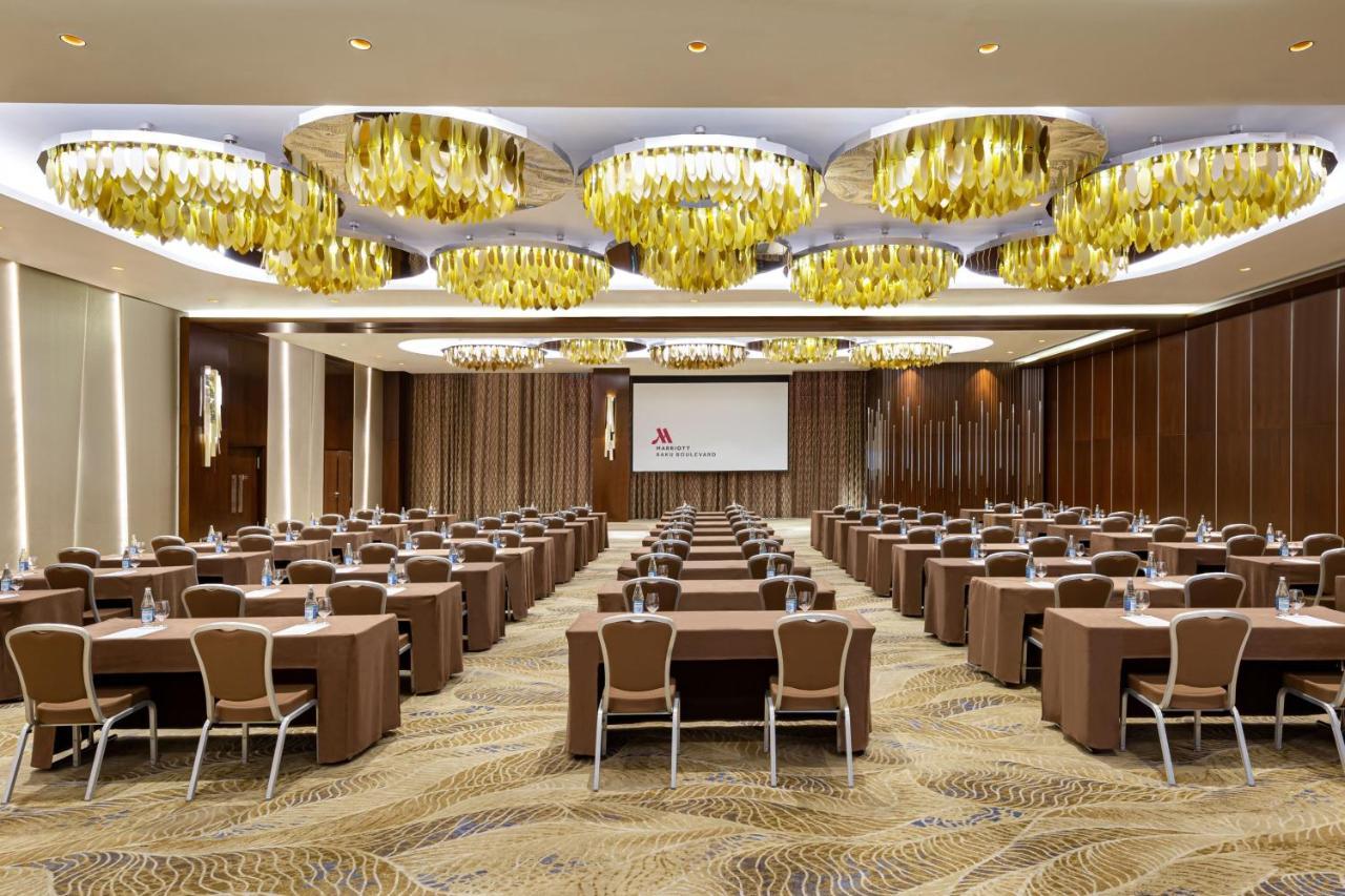 Baku Marriott Hotel Boulevard Exterior photo The ballroom