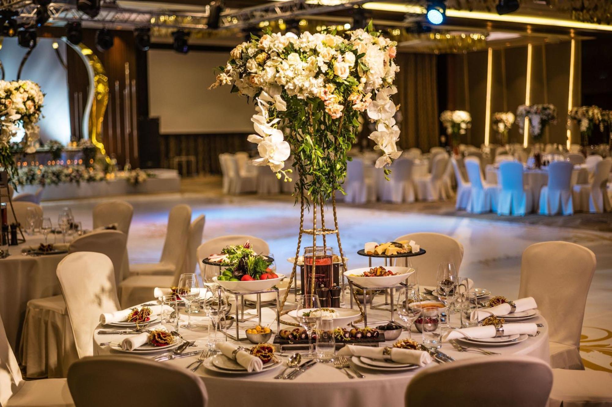 Baku Marriott Hotel Boulevard Exterior photo The 2015 British Academy Television Awards at the Royal Television Society Television Centre